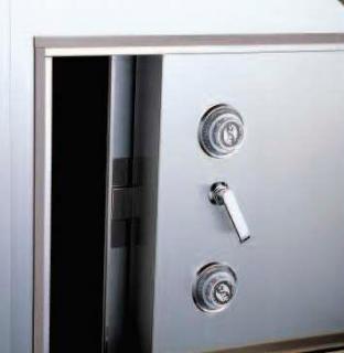 Бронированная дверь SVD-3100 с типом замка:  Электронный