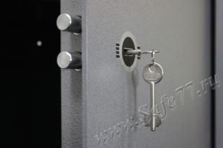 Сейф Рипост СП-406/А120/2 имеет тип замка: Ключевой