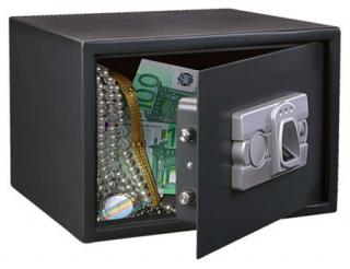 Сейф Onix FP-25N за 69430 рублей
