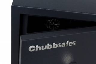 Сейф Chubb HOMESAFE 10 KL имеет тип замка: Ключевой