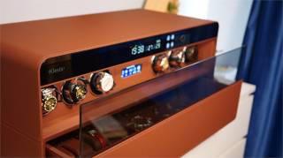 Сейф Klesto JSM-6 рубиновый закат имеет тип замка: Электронный кодовый и Биометрический