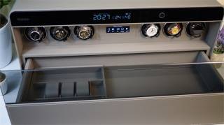 Сейф Klesto JSM-6 дымчатый серый имеет тип замка: Электронный кодовый и Биометрический