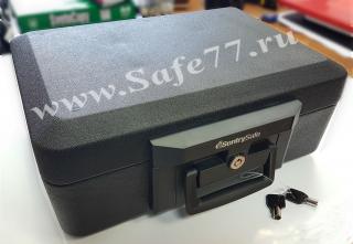 Кэшбокс Sentry 2460 с типом замка:  Ключевой