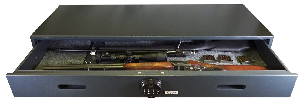 Оружейный шкаф Klesto Taktika BIO тайник под кровать с типом замка:  Электронный+Биометрический